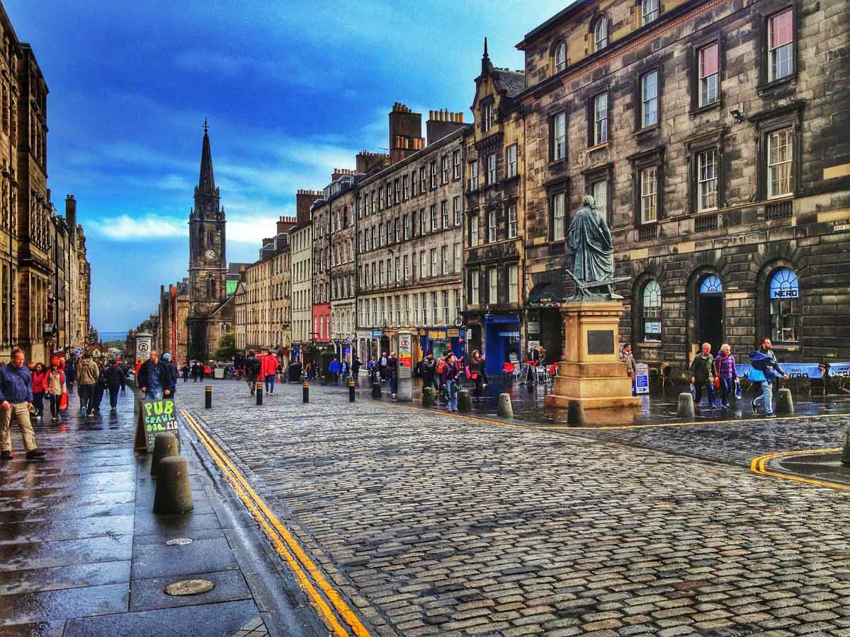 Royal Mile in Edinburgh, Scotland